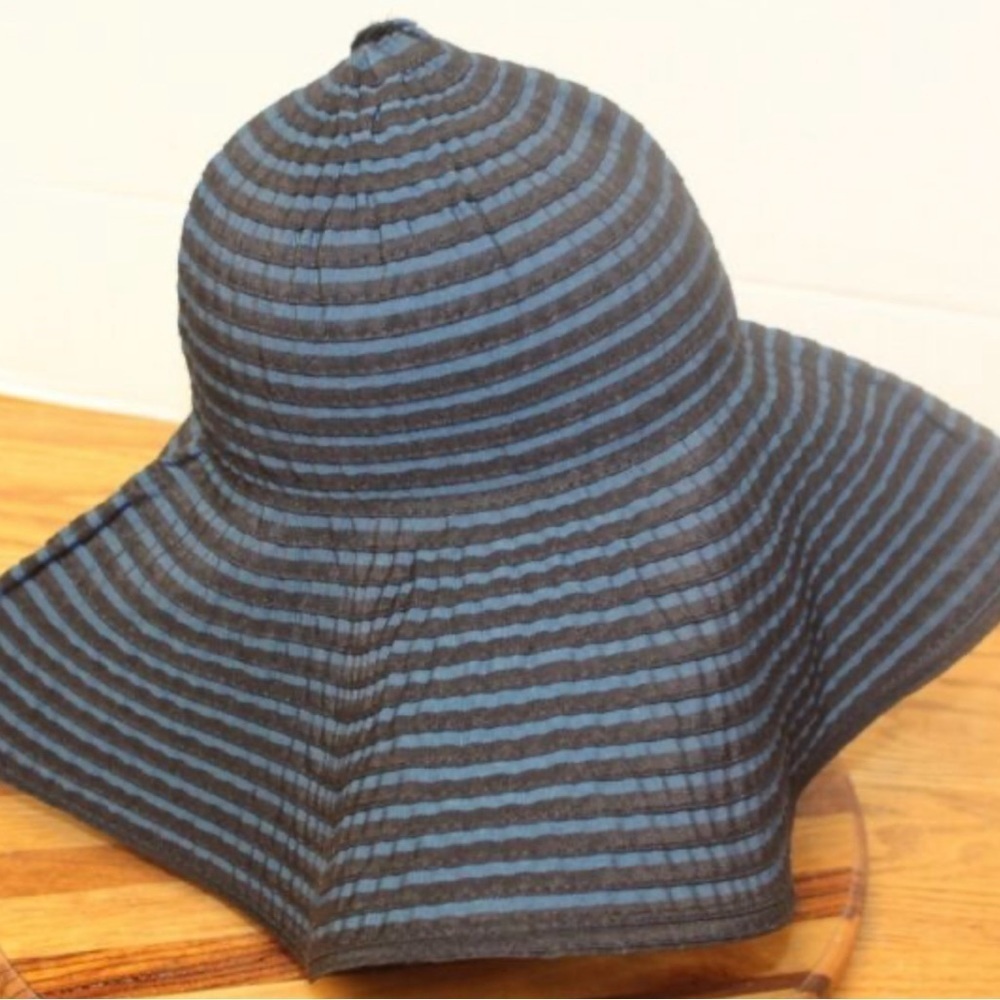 Gap Women Blue Wide Brim Sun Hat Breathable Bucket Cap Summer